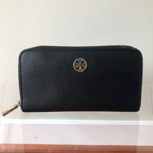 Tory Burch Robinson Zip Leather Continental Wallet